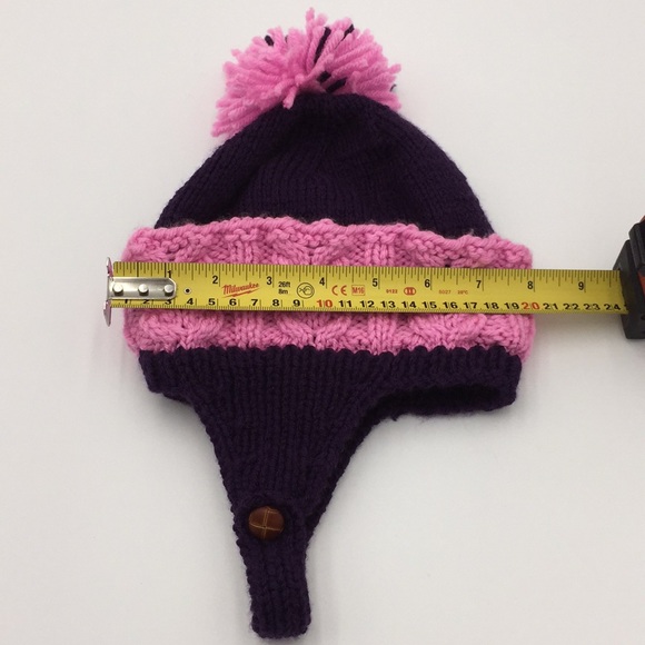 Hand Knit Girls Winter Hat + Pair of Mittens Pink Purple - Picture 13 of 13